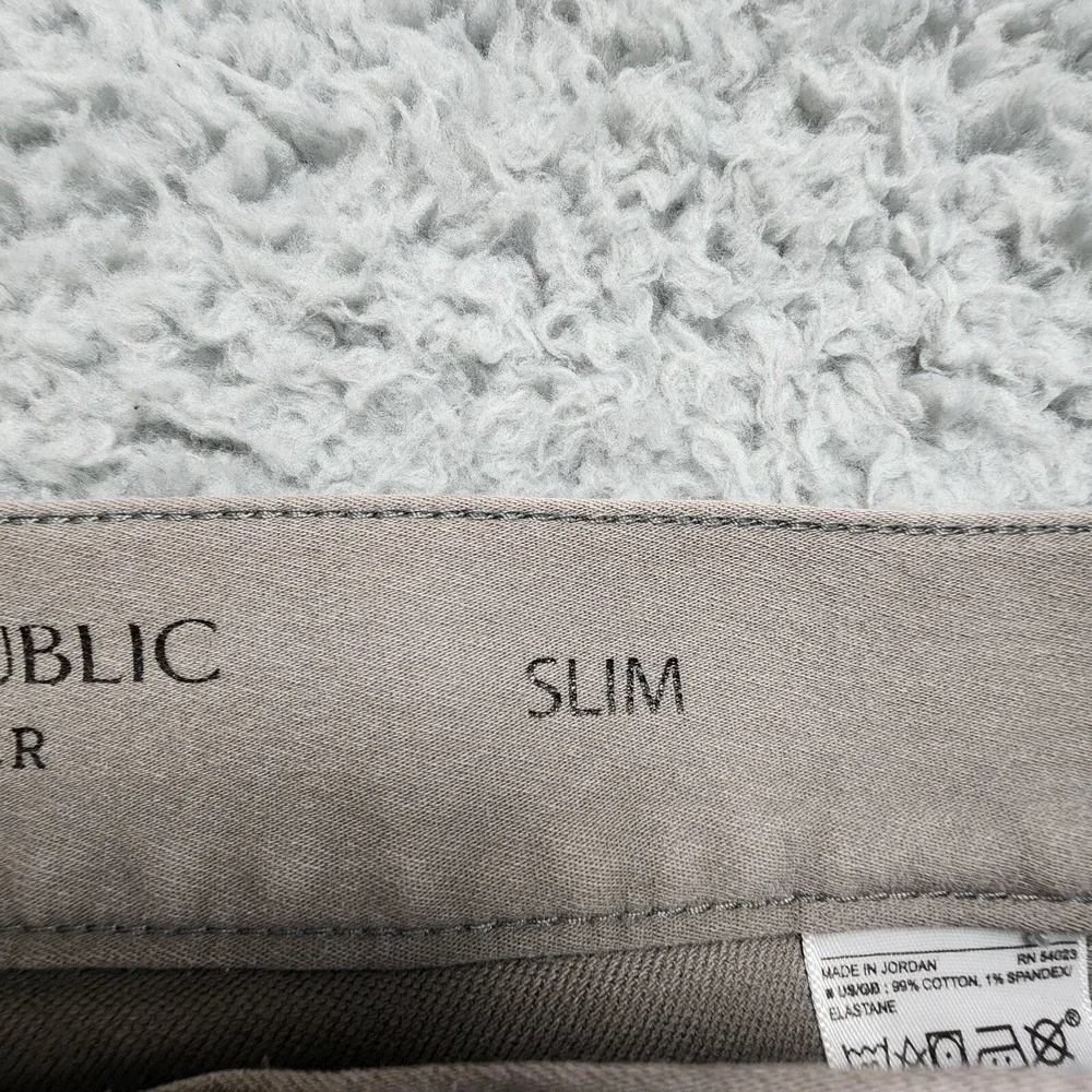 Banana Republic The Traveler Slim Pants 31x34 (Fits as 30x33) Stretch Grey‎ READ